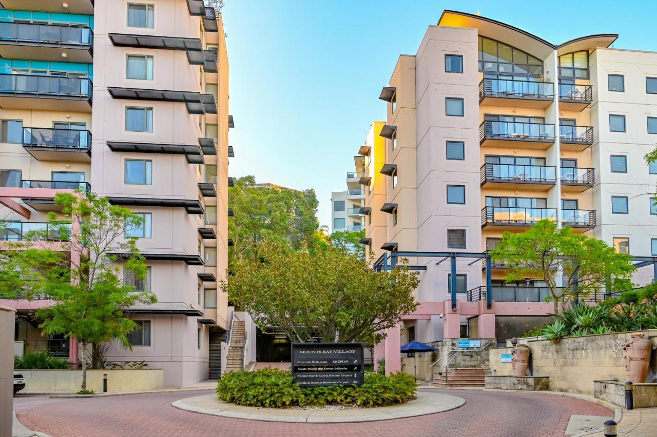 Nesuto Mounts Bay Aparthotel Пърт Екстериор снимка